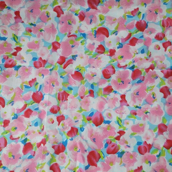 1-1/2 Yards of Lovely Pink Floral - Picture 1 of 3